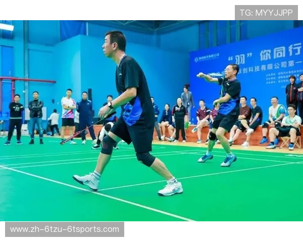 羽毛球前场扑杀